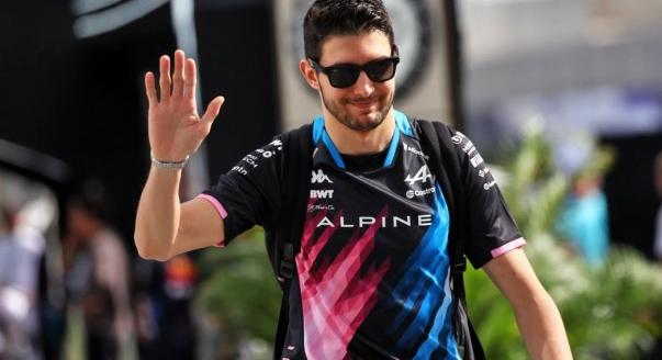 Exkluzív: Ocon aláírt egy F1-es csapathoz!