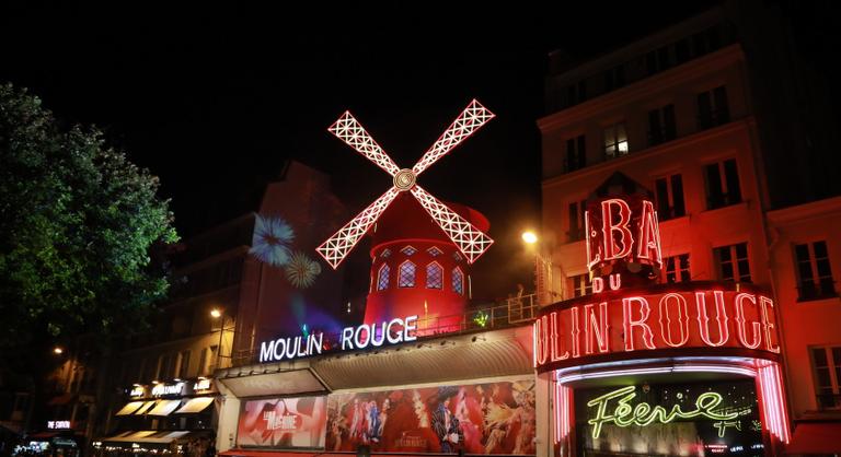 Újra a régi a pár hónapja darabokra hullott Moulin Rouge