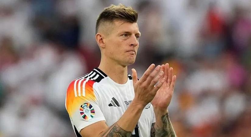 Toni Kroos, a büszke német bocsánatot kér Pedritől