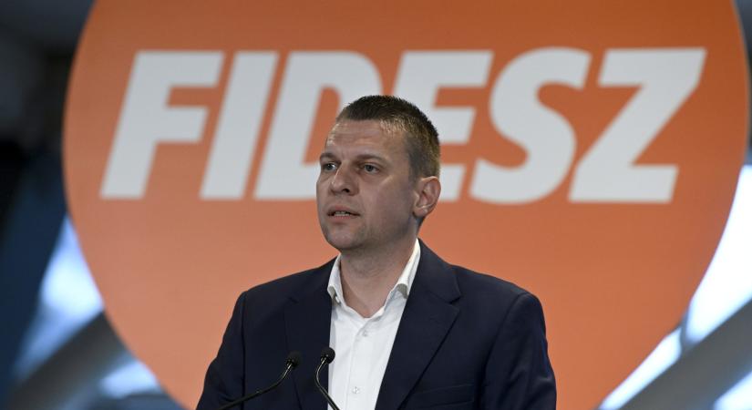 Menczer Tamás: Orbán Viktor javaslata logikus és mindenki számára megfontolandó