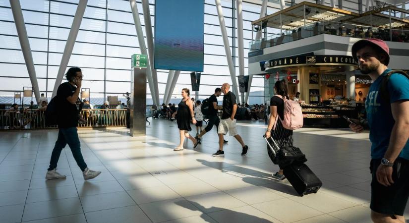 Péntek délután kellett volna felszállnia egy gépnek Ferihegyről, de még mindig nem indult el Törökországba