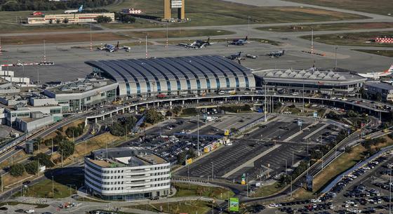 38 órás késéssel indult el Ferihegyről egy törökországi járat