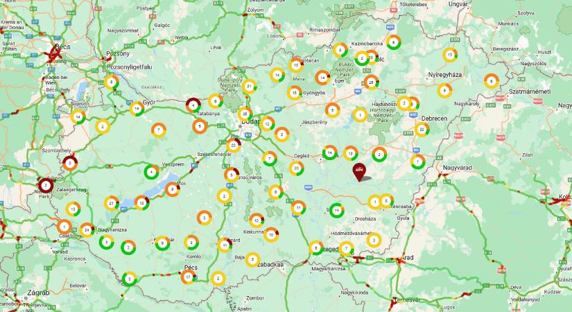 Lezárt sávok az M0-n, baleset a 84-esen – vasárnapi Útinform