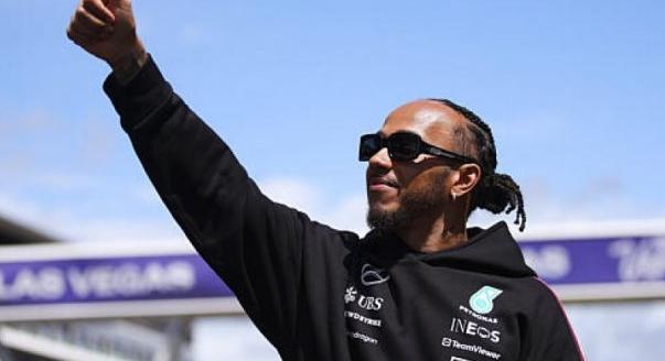 Óriási izgalmak: Hamilton kilencedik győzelmét aratta Silverstone-ban
