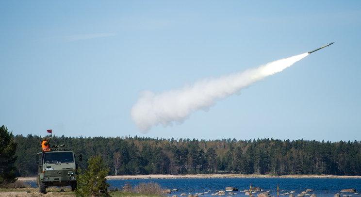 Rövid hatótávolságú légvédelmi rakétakomplexumokat és Mistral rakétákat szállítottak Ukrajnába