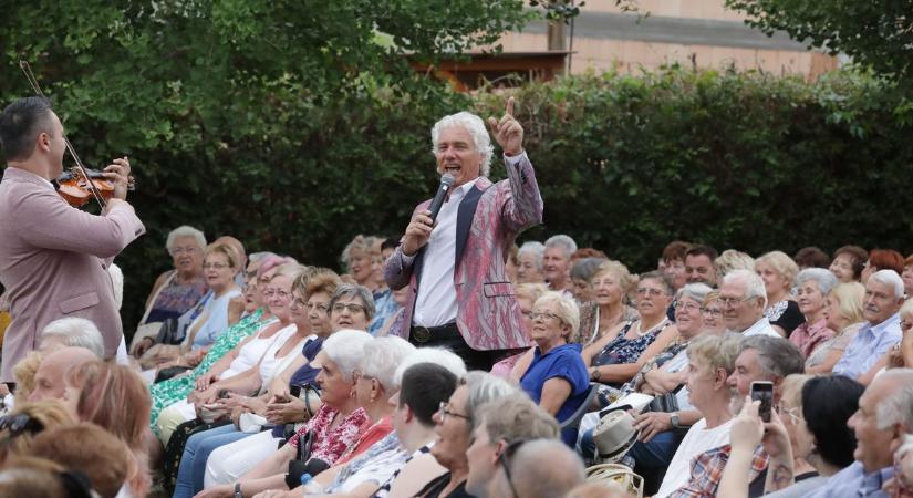 Musical- és operettslágerektől volt hangos Öreghegy