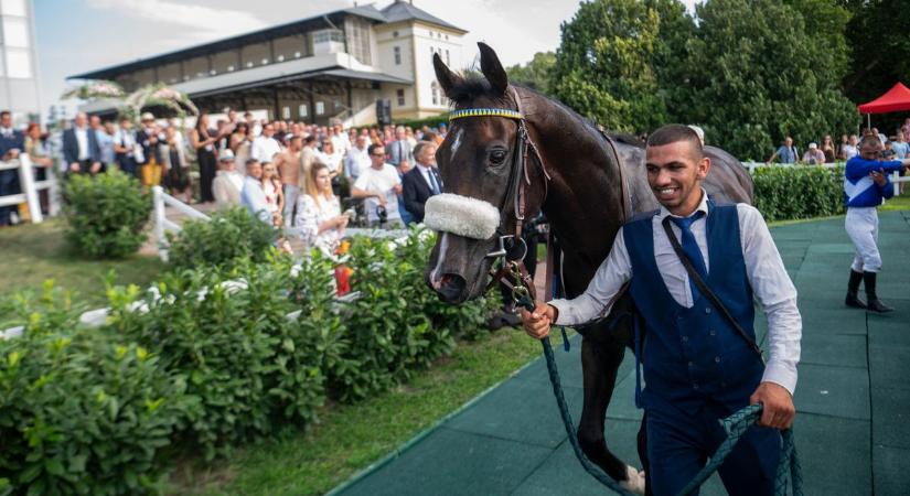 A favorit Géza nyerte a 102. Galopp Magyar Derbyt