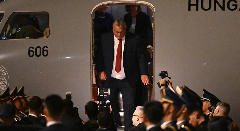 Orbán szálldos, mint a lepke, diktátorról diktátorra