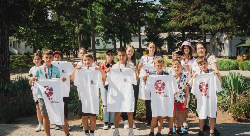 Csángóföldtől Kaliforniáig 700 magyar általános iskolást fogadnak július 6-13. között a Rákóczi Szövetség táborai