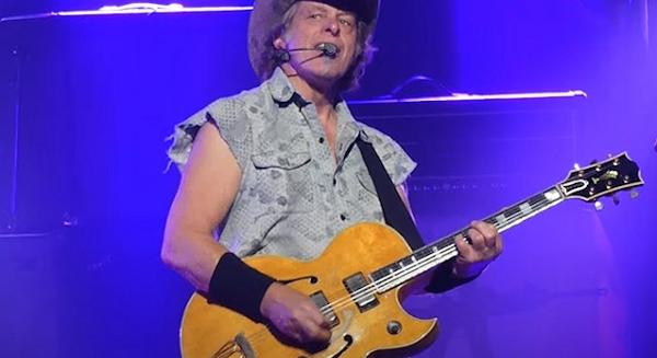 Legbizzarrabb zenei élményéről mesélt Ted Nugent