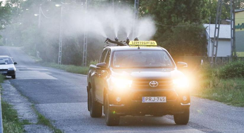 A hőség miatt a földről gyérítik a szúnyogokat vármegyénkben is