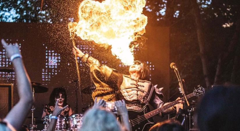 A KISS zenekar slágereivel tért vissza a RockTorony Debrecenbe – fotókkal