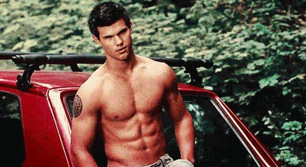 Elképesztő, de Taylor Lautnernek már hétévesen is kockás volt a hasa (Fotó!)