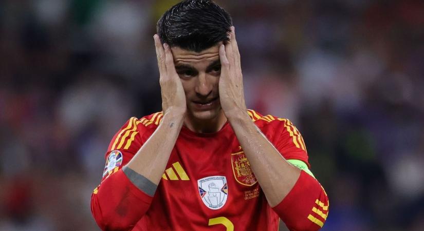 Megúszta a síró Morata, nem tiltották el, de odaszúrt a spanyol szurkolóknak