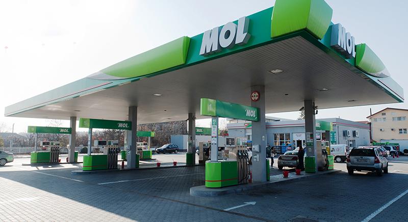 Romániai kőolajfinomítót vásárolna a MOL