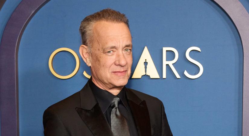 68 éves lett Tom Hanks: tavaly borzalmas állapotban volt, mindenki az életét féltette, most élete formájában van – fotókon az átalakulás