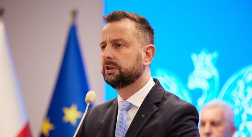 Csökkentené a védelmi költségvetést Varsó, lemondhat a védelmi miniszter