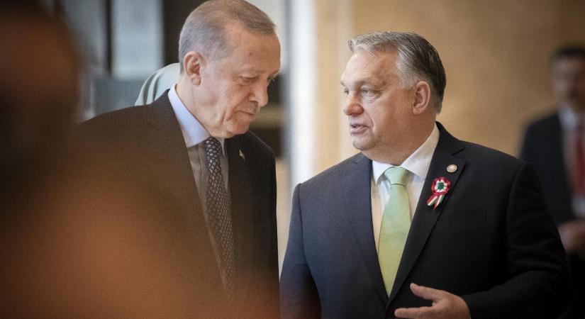 Elsőként Erdogannal egyeztetett a NATO-csúcson Orbán