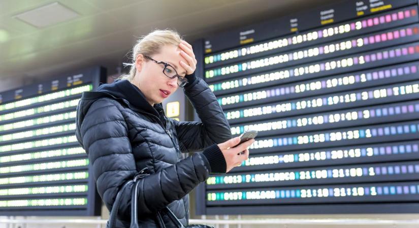 Úgy megugrottak a repülőutas kárbejelentések, hogy akár automatikusan is fizetnek a biztosítók a járatkésésekre