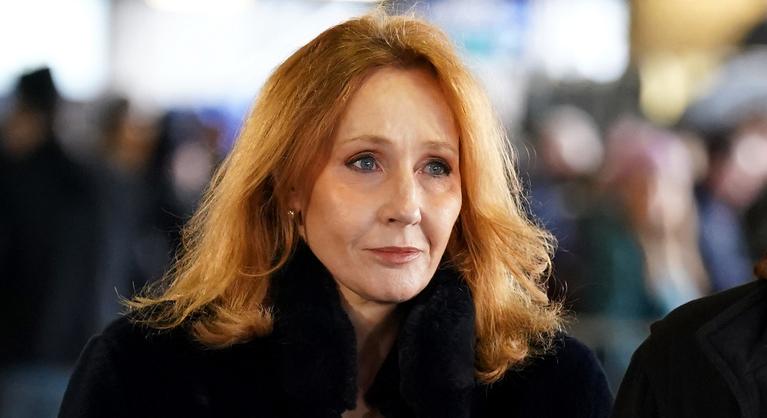 J. K. Rowling ezúttal az új minisztert kritizálta, amiért nem tudta megmondani, mi a nő