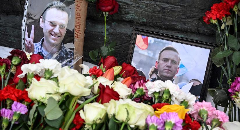 Folytatódik a tisztogatás, bilincsben vitték el Navalnij özvegyét