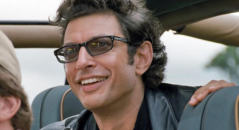 "Ne egyenek meg, hacsak te nem akarod!": Jeff Goldblum egy tőle elvárható videóüzenettel fogadta Scarlett Johanssont a Jurassic-családban