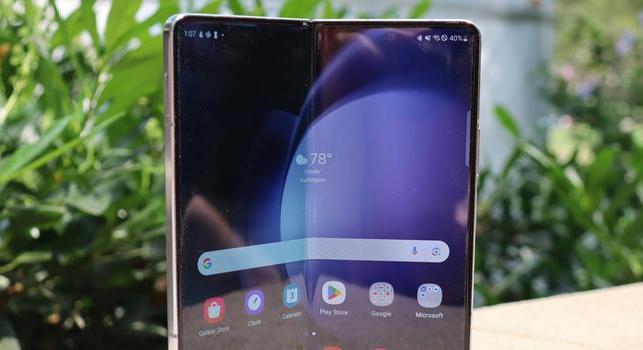 Persze, hogy az AI a legnagyobb húzóereje a Samsung Galaxy Z Fold6-nak és Z Flip6-nak is