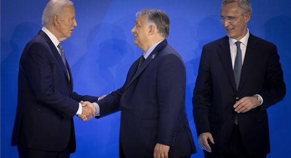 Nézze meg hol áll Orbán Viktor a NATO csúcson