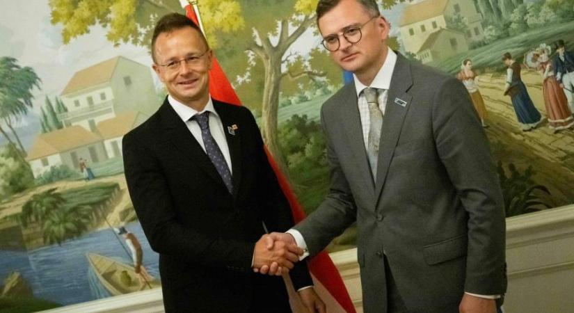 Szijjártó Péter ukrán kollégájával egyeztetett a washingtoni NATO-csúcson