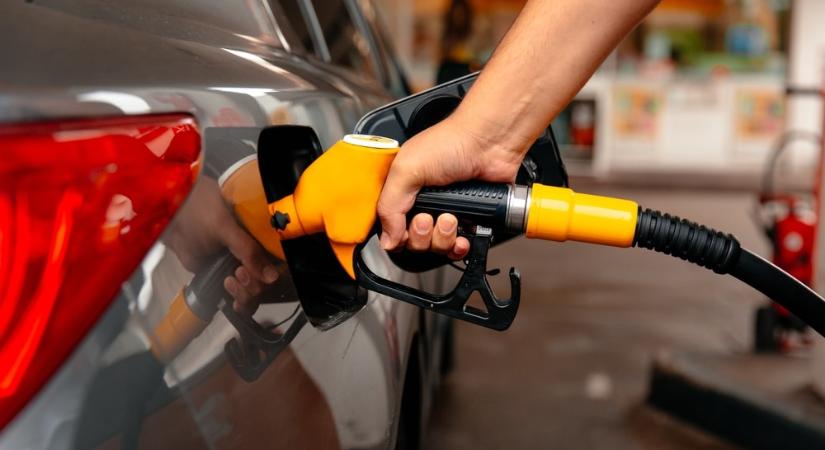 Beszakadt az üzemanyag ára csütörtökön