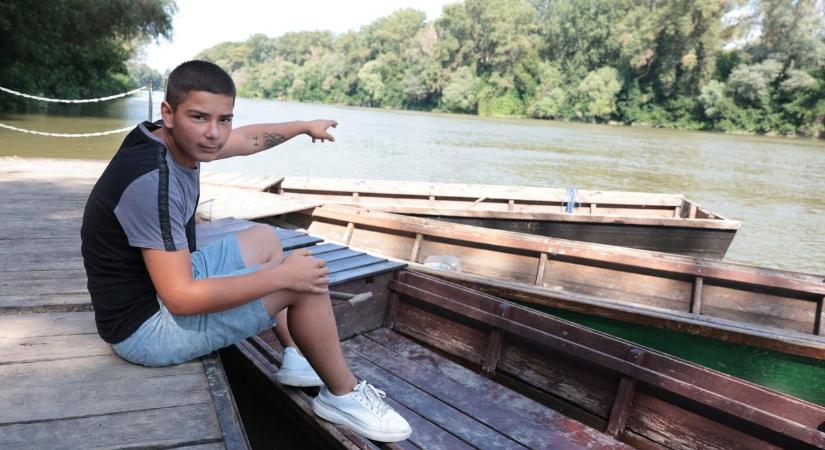 Tinik húzták ki a Tiszából a fuldokló pecást: egy csónakról esett a vízbe az 57 éves pesti férfi