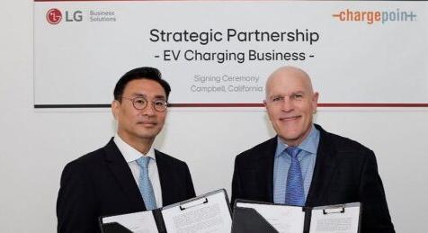 Az LG és a ChargePoint közösen bővítik globális elektromosautó-töltőhálózatukat