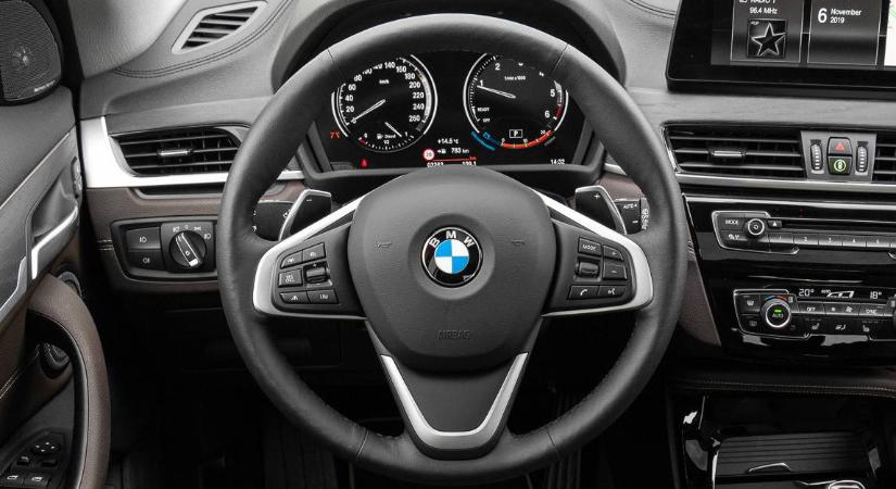 Több százezer 3-as BMW-t hívnak vissza életveszélyes légzsákok miatt!