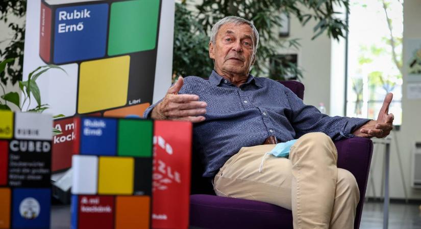 Rubik Ernő szerint lehetetlen kirakni a Rubik-kockát