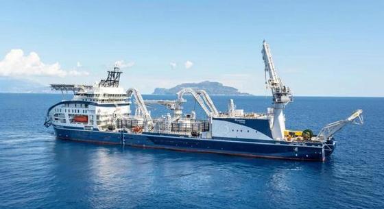 Új rekord: 2150 méter mélyre telepítettek áramkábelt a Földközi-tengeren