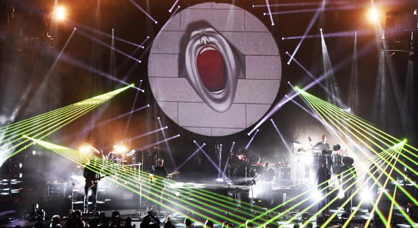 A tribute, ami show-t csinál az eredetiből – a Brit Floyd 9 év után visszatér Budapestre