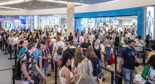 Elhúzódó ostromállapotok az első budapesti Primarkban, az is kiderült, mi a legnagyobb slágertermék