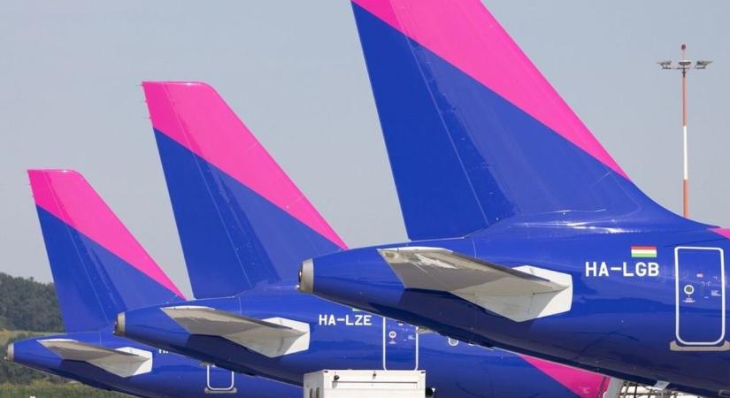 Tökéletes viharba került az európai légi közlekedés, ettől szenved a Wizz Air és a Ryanair is