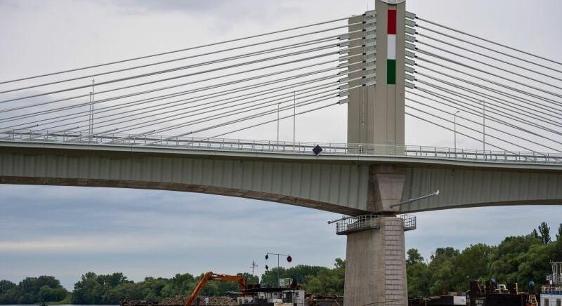 A Duna új ékköve – a Kalocsa-Paks híd születése