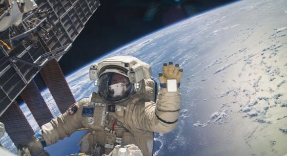 5 perc alatt készít iható vizet az űrhajósok vizeletéből egy új szkafander