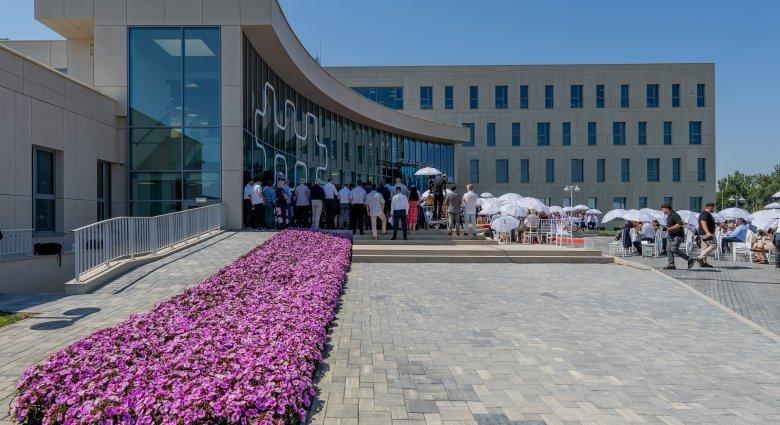 Onkológiai kórházat avattak Marosvásárhelyen