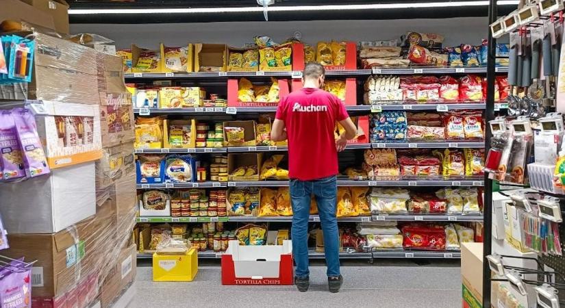 Szalmonellagyanús terméket hívott vissza az Auchan