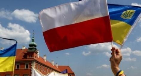 Lengyel külügyminisztérium: több ezer ukrán regisztrál az Ukrán Légióba