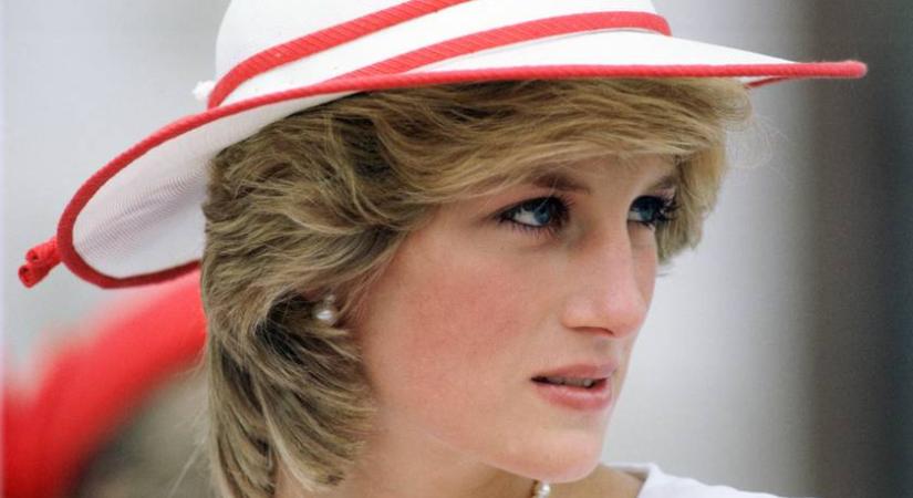 Előkerültek Diana hercegnő bikinis fotói: ilyen nőies volt az alakja