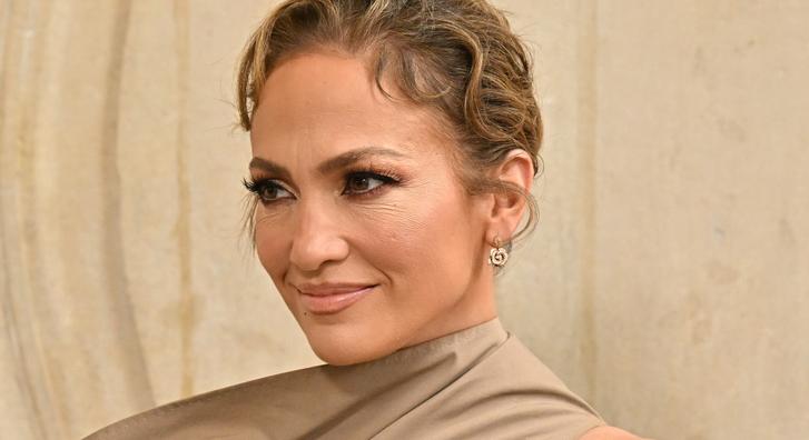 Jennifer Lopez elnyalt egy kis fagyit, majd akkora borravalót hagyott, hogy a fél internet róla beszél