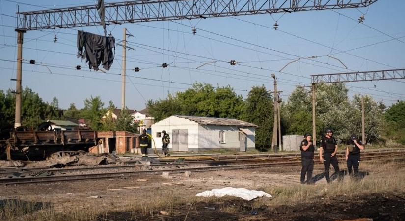 Ukrán kormányzói hivatal: többen meghaltak Donyeck megyében orosz támadások miatt