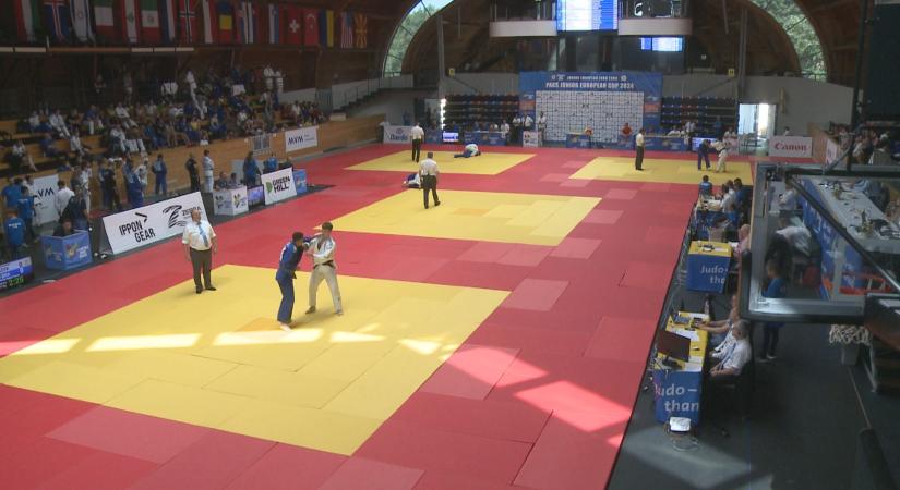 Hatalmas mezőny jött össze a judo Atom-kupán