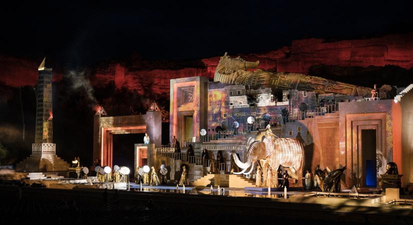 A Szentmargitbányai Kőfejtőben nagyszabású Aida előadást mutattak be