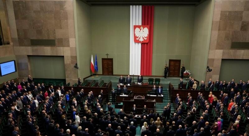 Letartóztattak egy volt igazságügyiminiszter-helyettest Lengyelországban