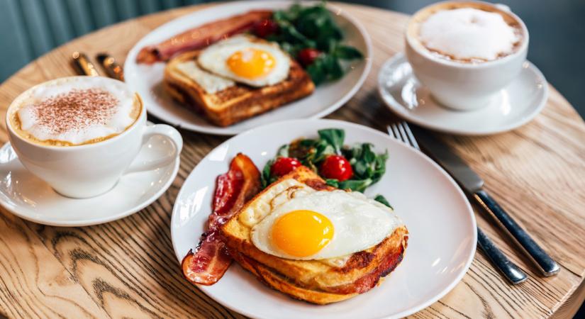 Nem csak a fővárosban hódít a brunch: ezek most a legjobb reggelizőhelyek a vidéki városokban